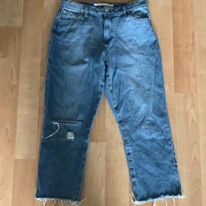 Celebrity Pink cropped mom Jeans